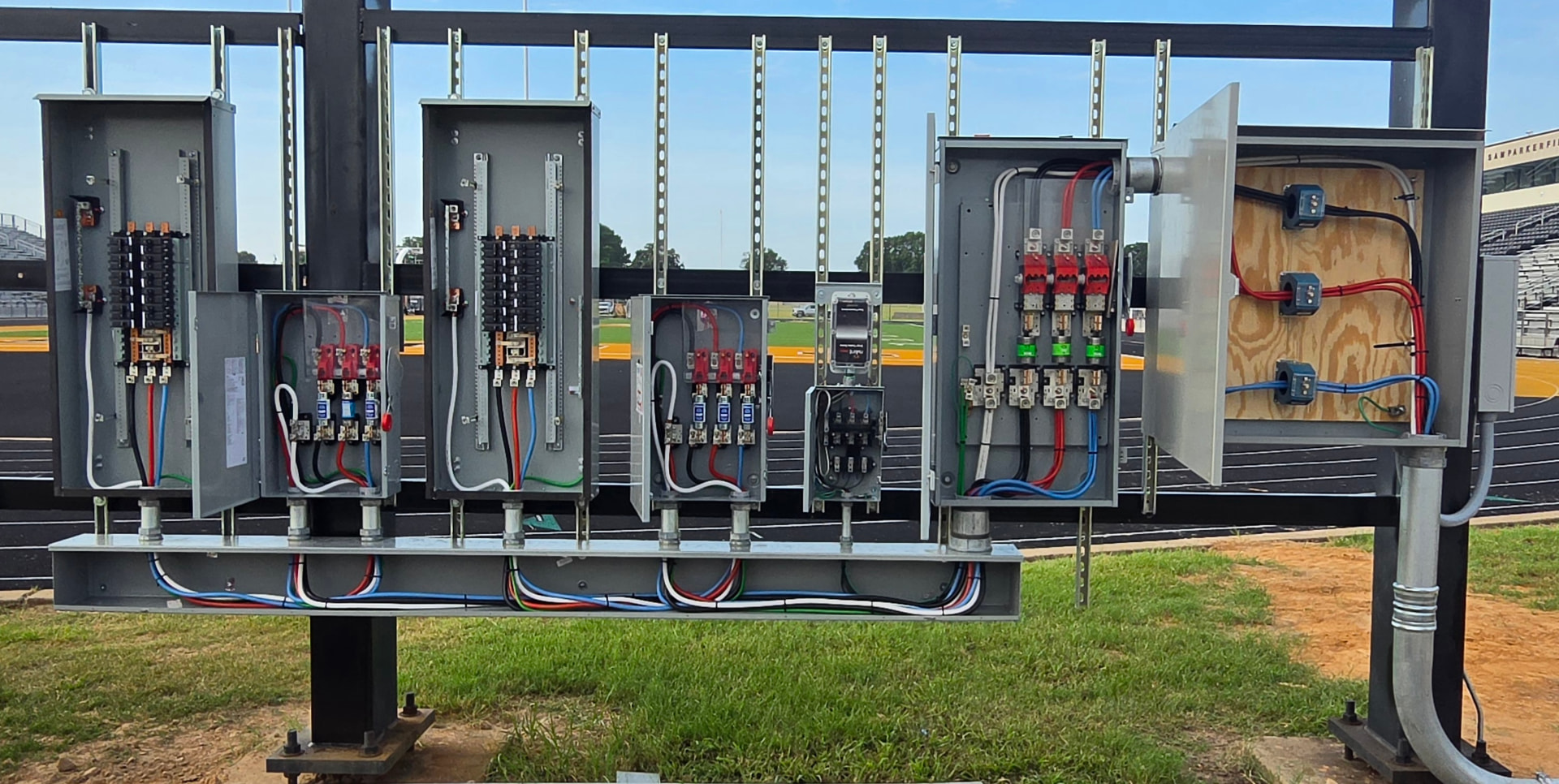 Commercial electrical work